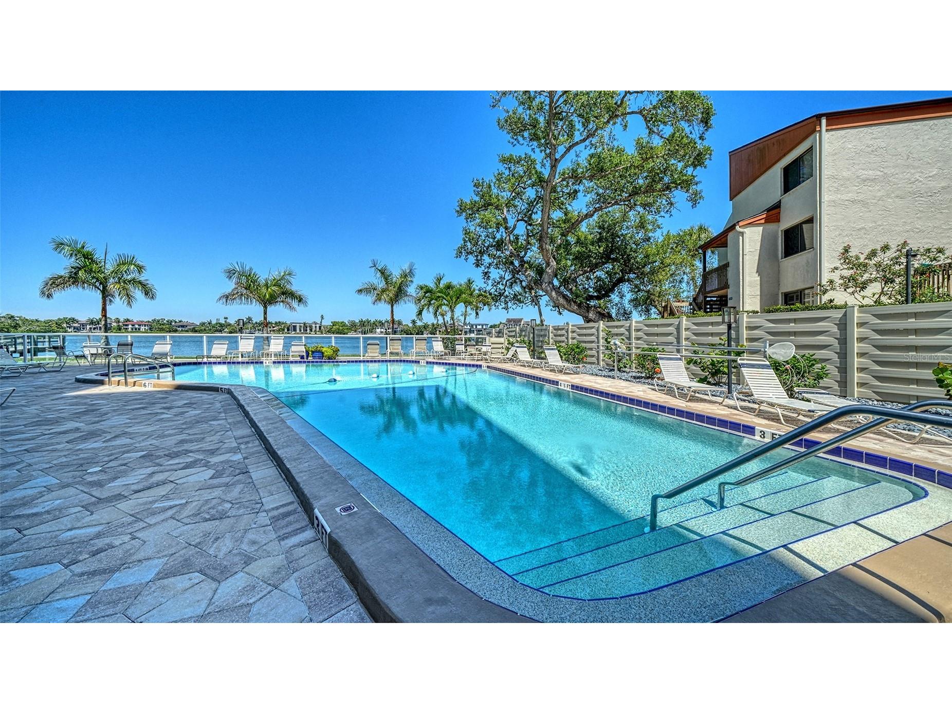 1355 S Portofino Drive #103 Sarasota FL 34242 A4693257 image60