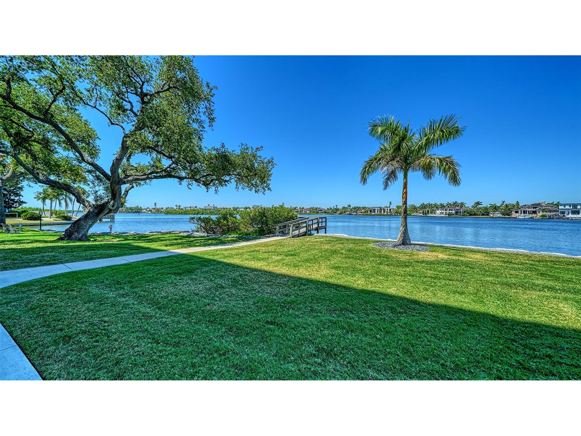 1355 S Portofino Drive #103 Sarasota FL 34242 A4693257 image63