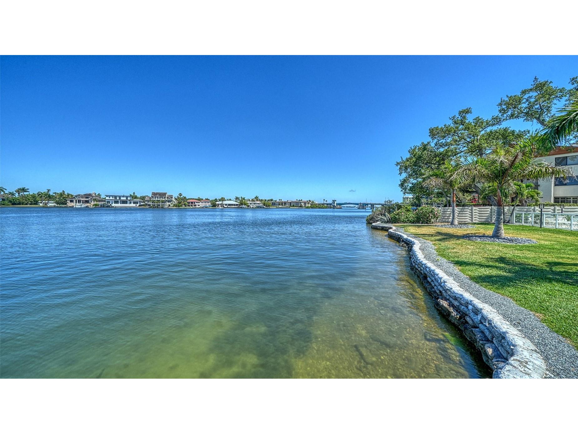 1355 S Portofino Drive #103 Sarasota FL 34242 A4693257 image64