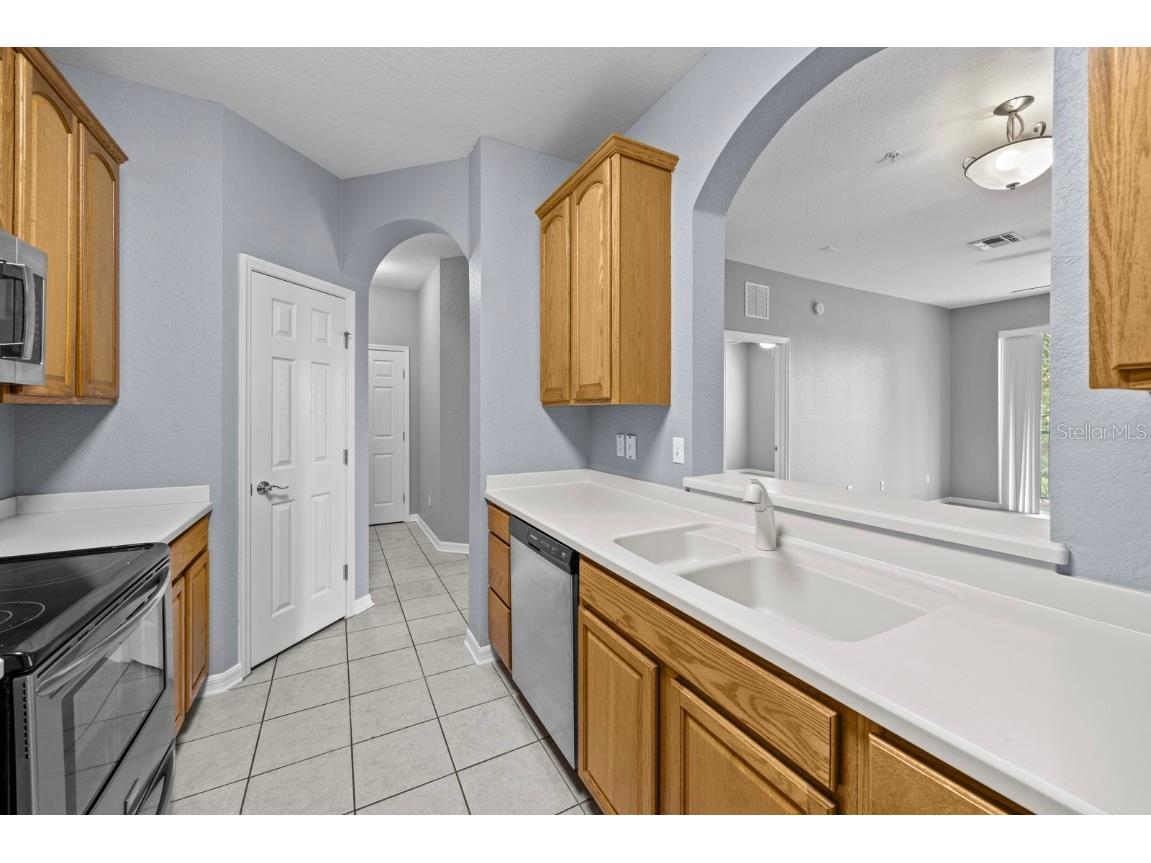 1355 Venezia Court #202 Davenport FL 33896 O6353207 image8