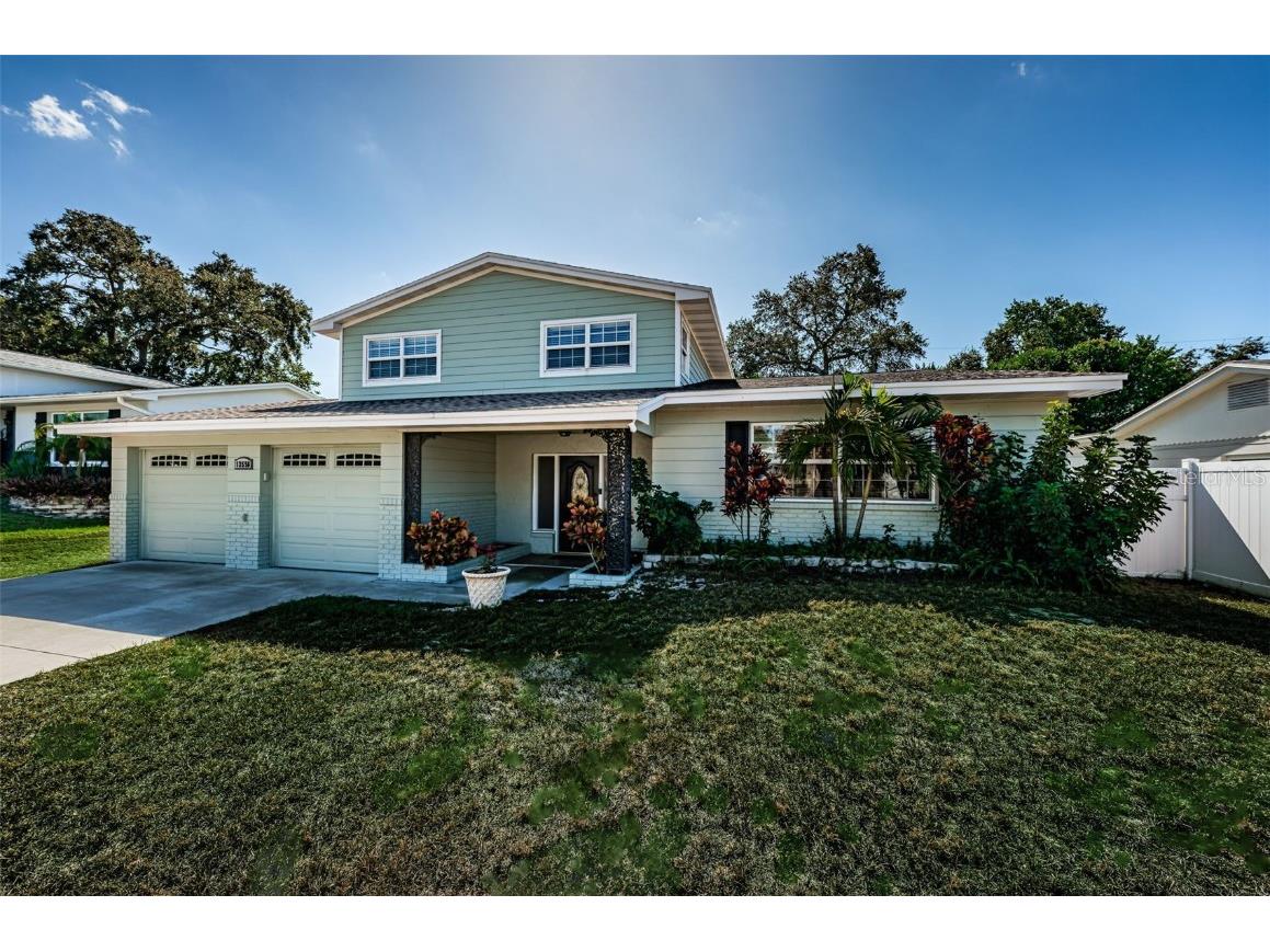13556 Bellewood Avenue Seminole FL 33776 U8219215 image1