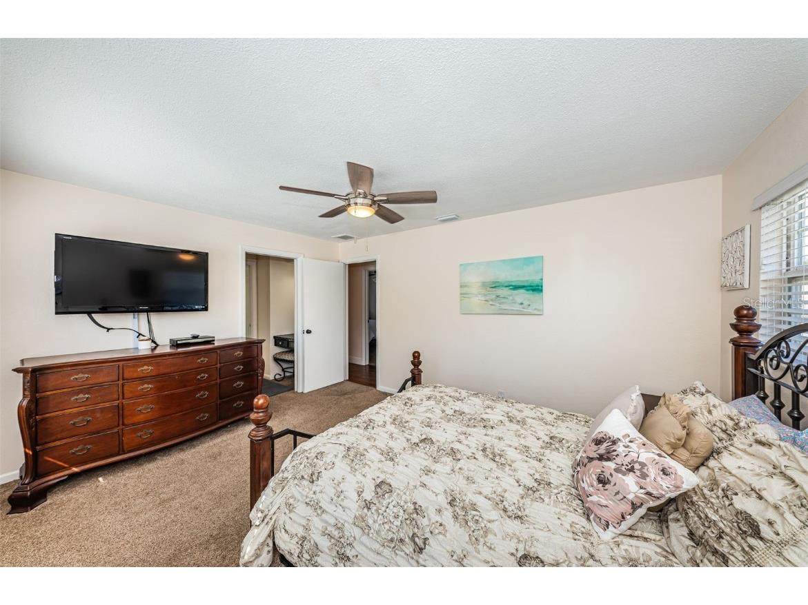 13556 Bellewood Avenue Seminole FL 33776 TB8454119 image11