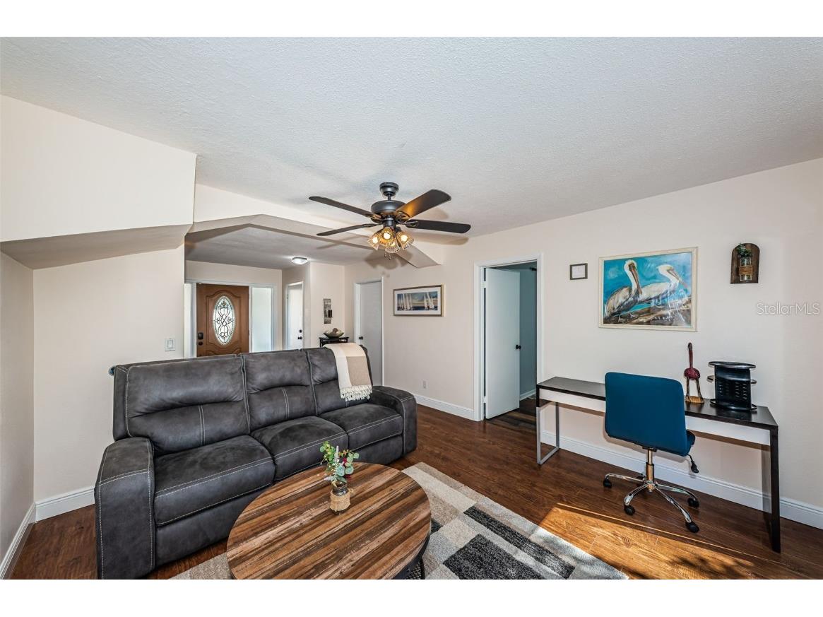 13556 Bellewood Avenue Seminole FL 33776 TB8454119 image26