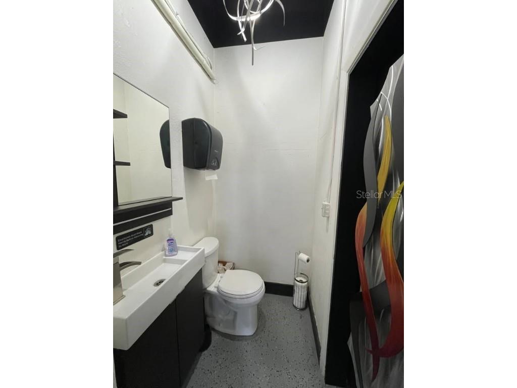 1356 Cleveland Street Clearwater FL 33755 TB8456272 image7