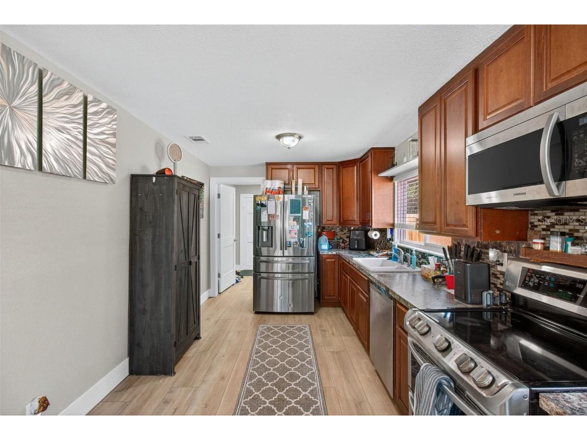 1356 Friend Avenue Clearwater FL 33756 TB8437945 image17