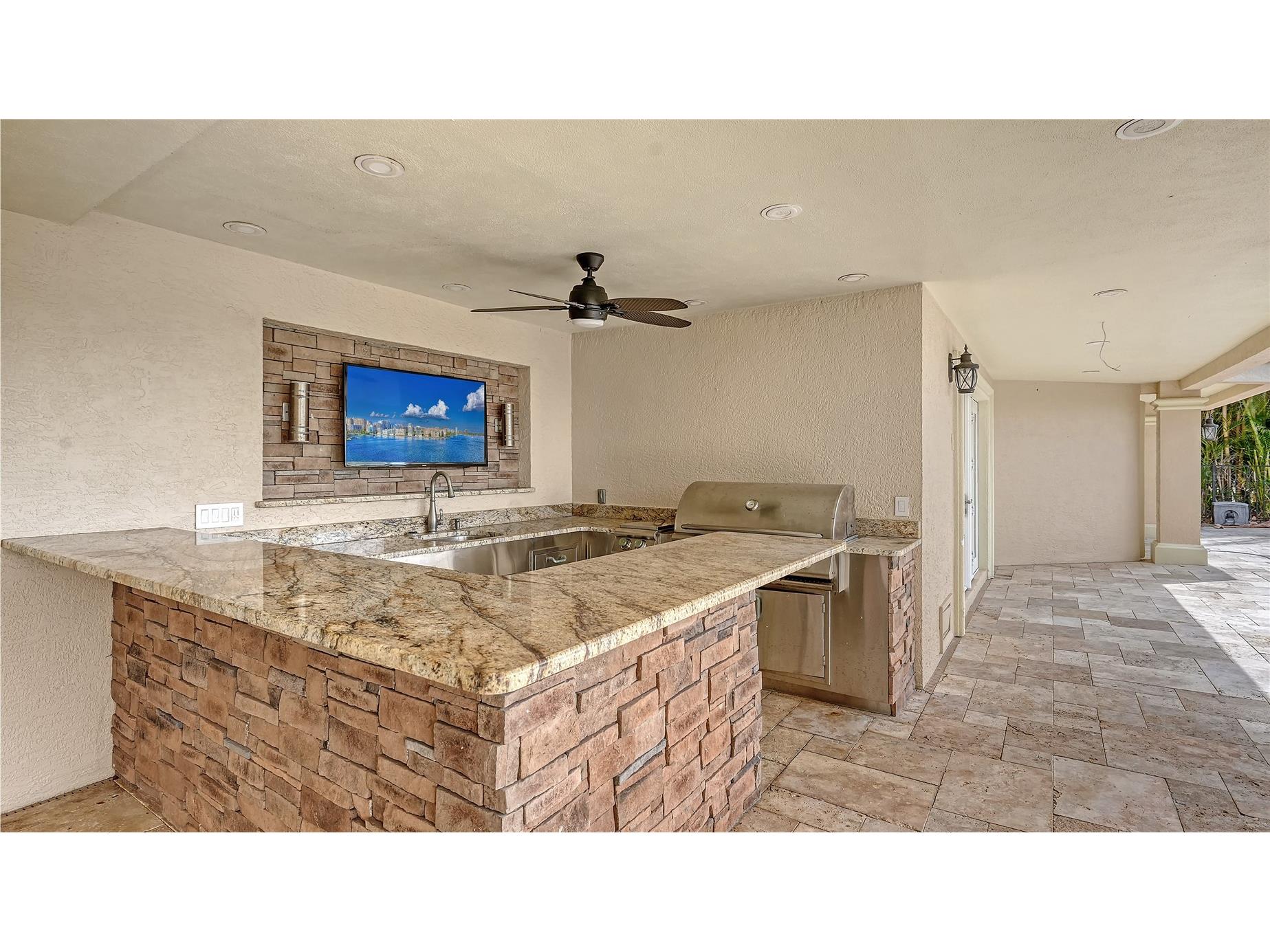 1356 Point Crisp Road Sarasota FL 34242 A4692551 image14