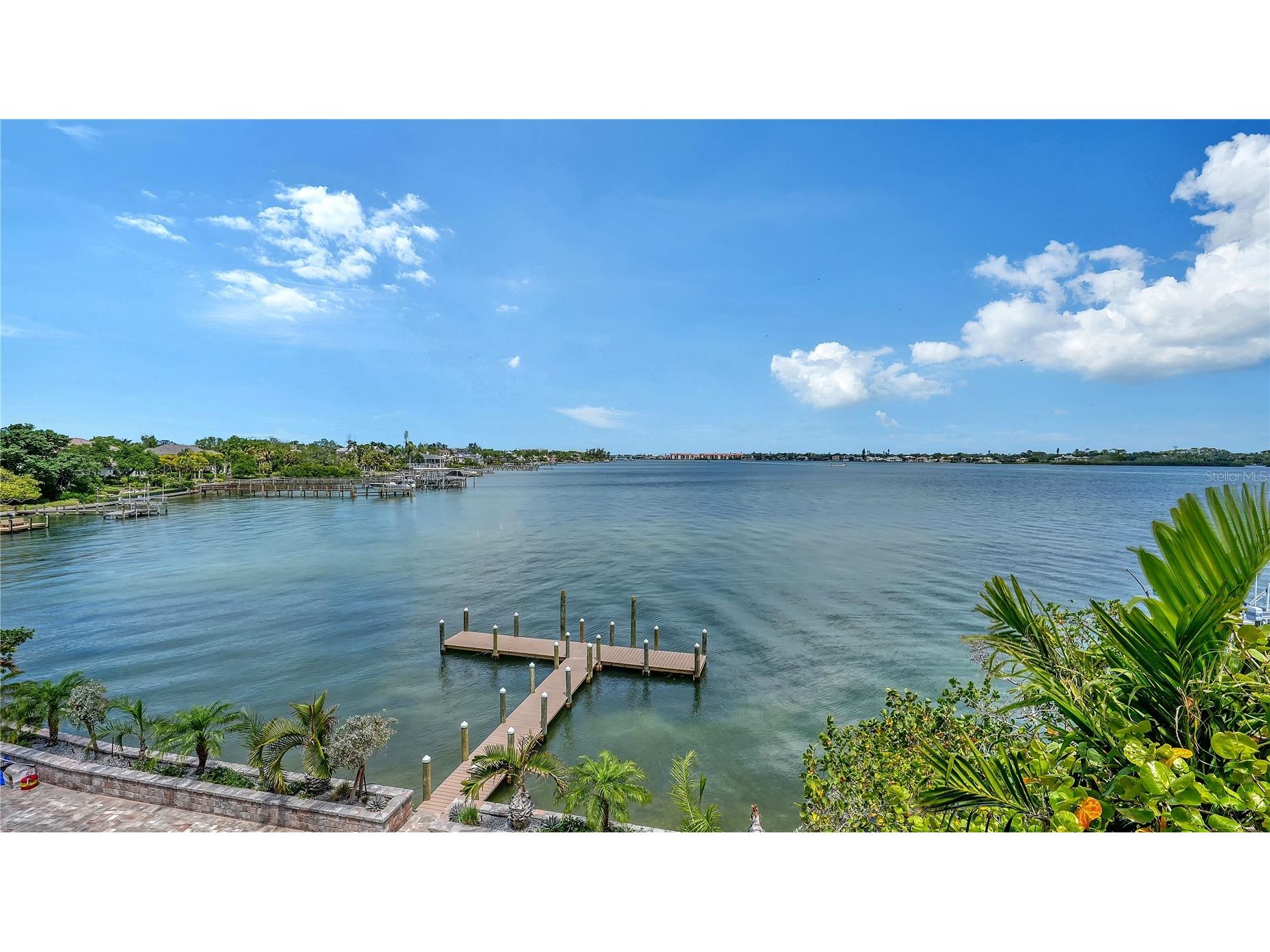 1356 Point Crisp Road Sarasota FL 34242 A4692551 image52