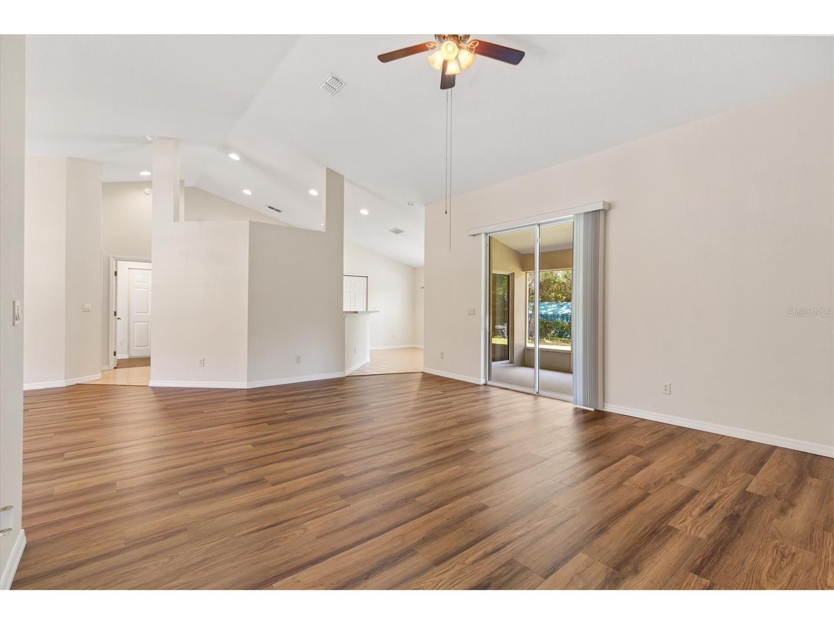 13560 SE 101st Terrace Belleview FL 34420 - CLOSE TO LITTLE LAKE WEIR G5114124 image13