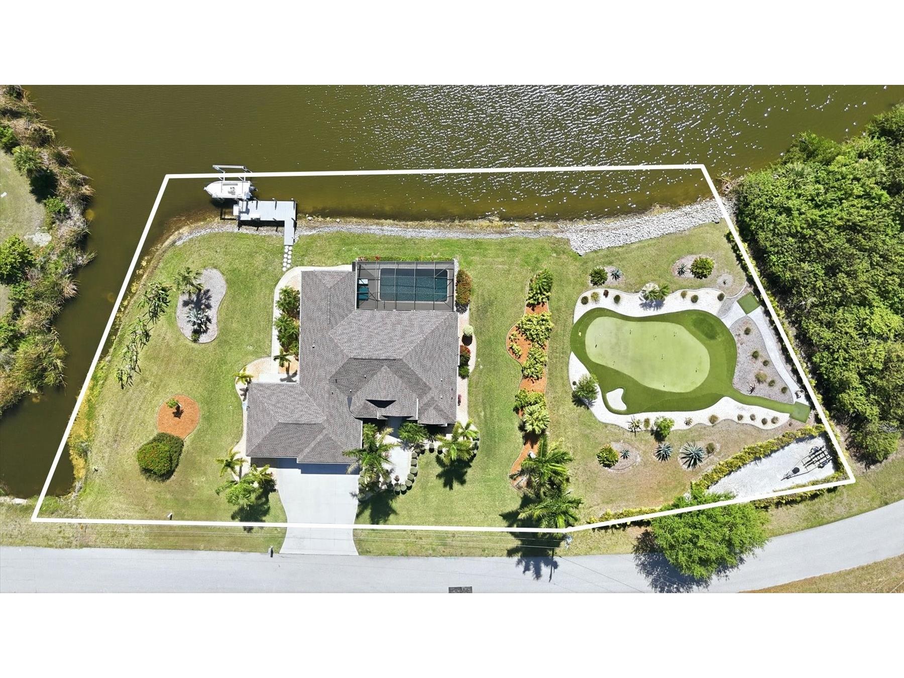 13561 Blake Drive Port Charlotte FL 33981 - SANTA CRUZ WATERWAY D6146895 image1