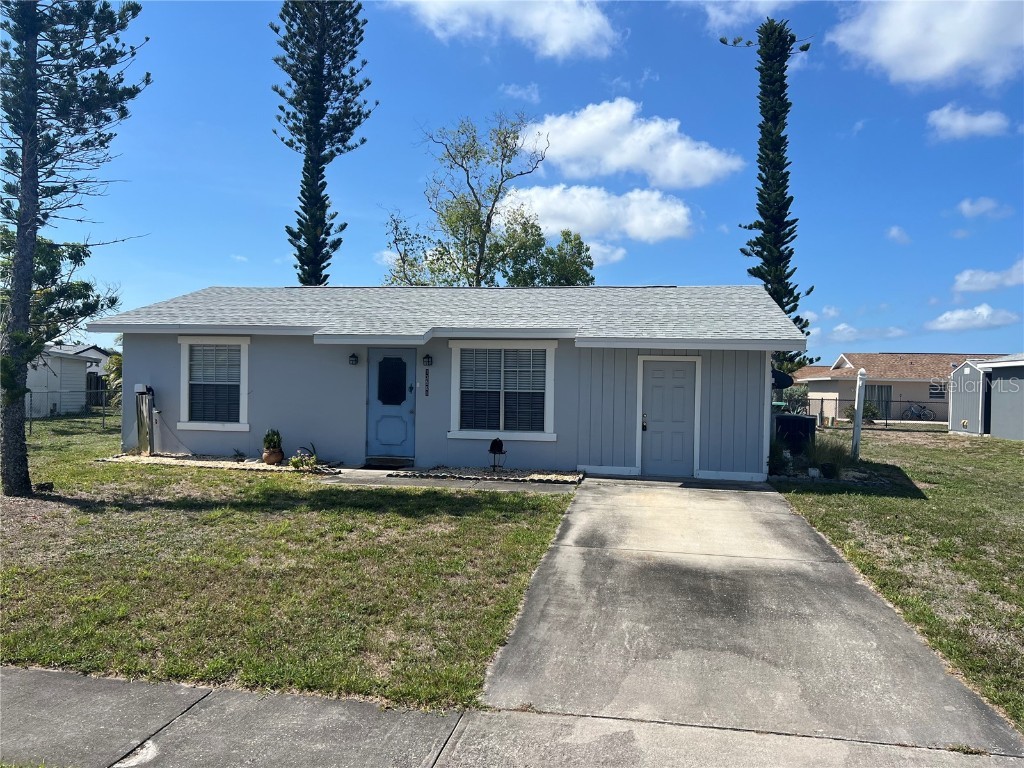 13561 Darnell Avenue Port Charlotte FL 33981 D6142346 image1