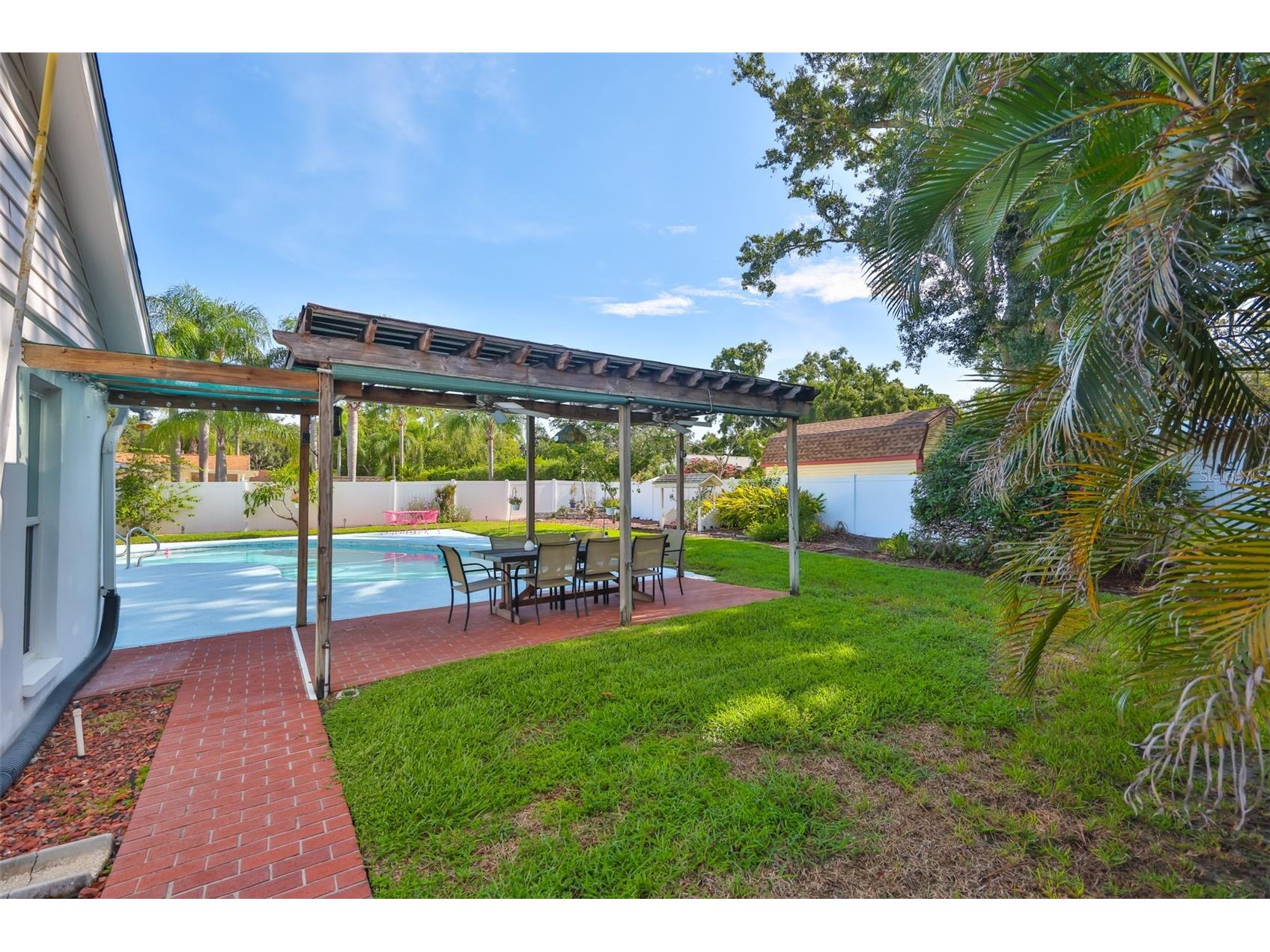 13562 Lake Magdalene Drive Tampa FL 33613 TB8418180 image16