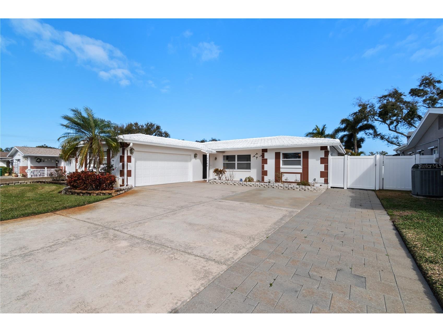 13565 86th Avenue Seminole FL 33776 TB8478479 image1