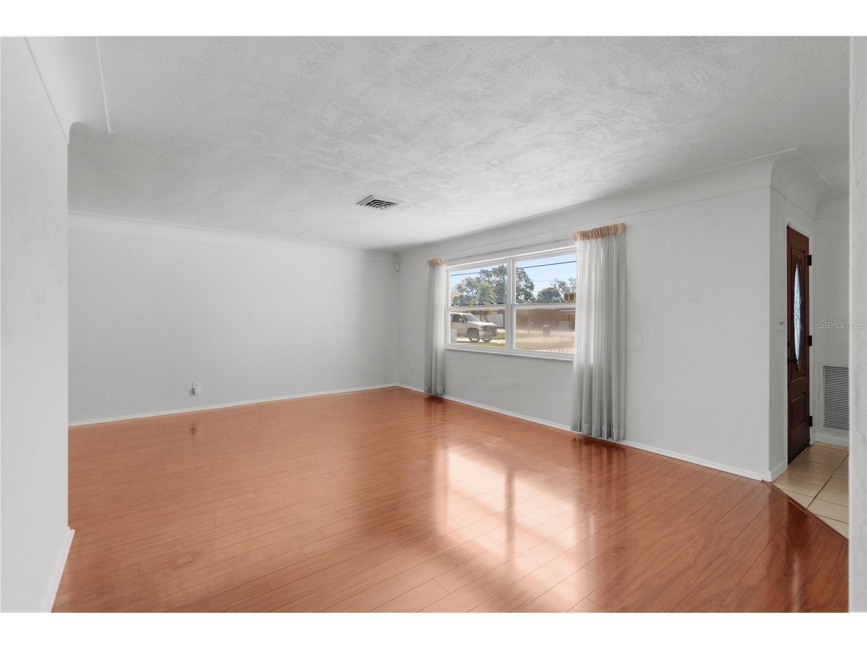 13565 86th Avenue Seminole FL 33776 TB8478479 image25