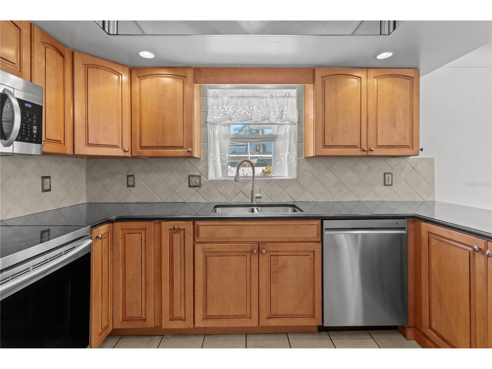 13565 86th Avenue Seminole FL 33776 TB8483469 image41