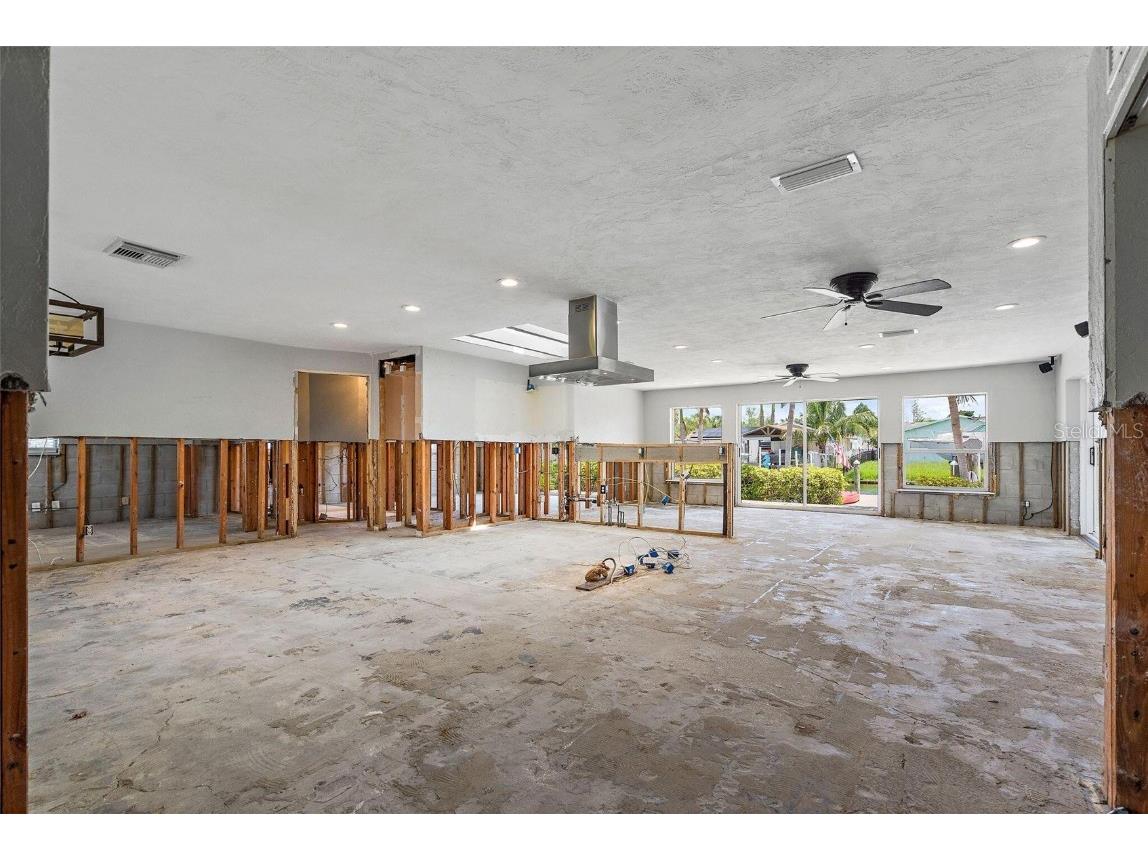 1357 52nd Avenue NE Saint Petersburg FL 33703 O6329434 image12