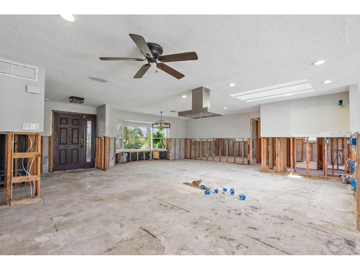 1357 52nd Avenue NE Saint Petersburg FL 33703 O6329434 image13