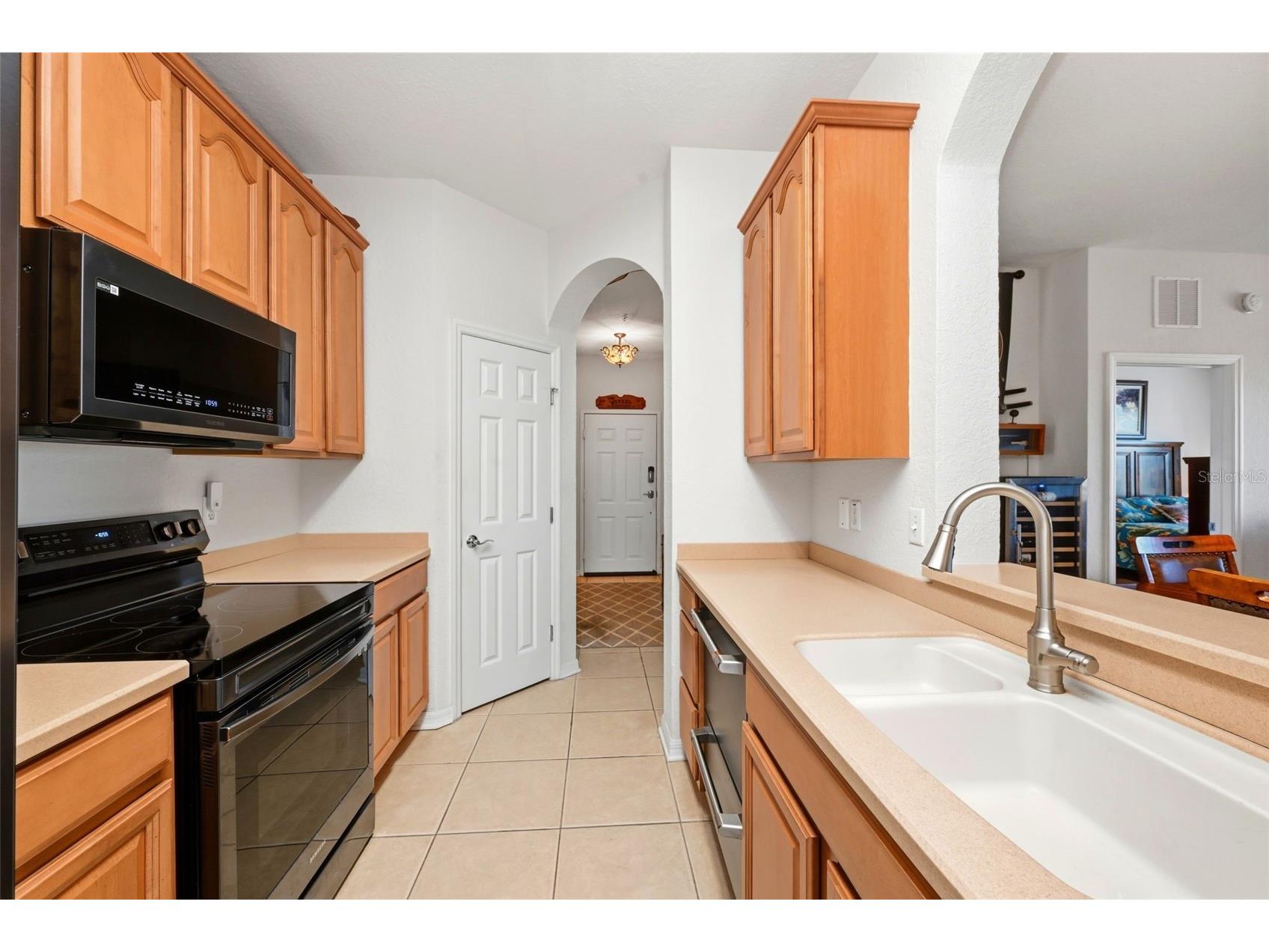 1357 Venezia Court #303 Davenport FL 33896 S5145160 image8
