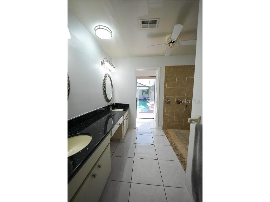 13572 Avista Drive Tampa FL 33624 TB8444361 image18