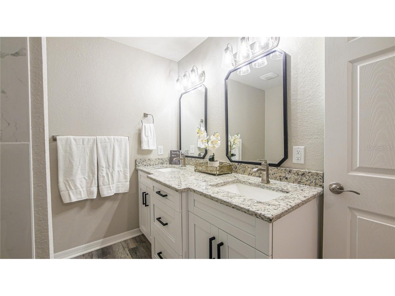 13572 SE 102nd Court Belleview FL 34420 L4957032 image5