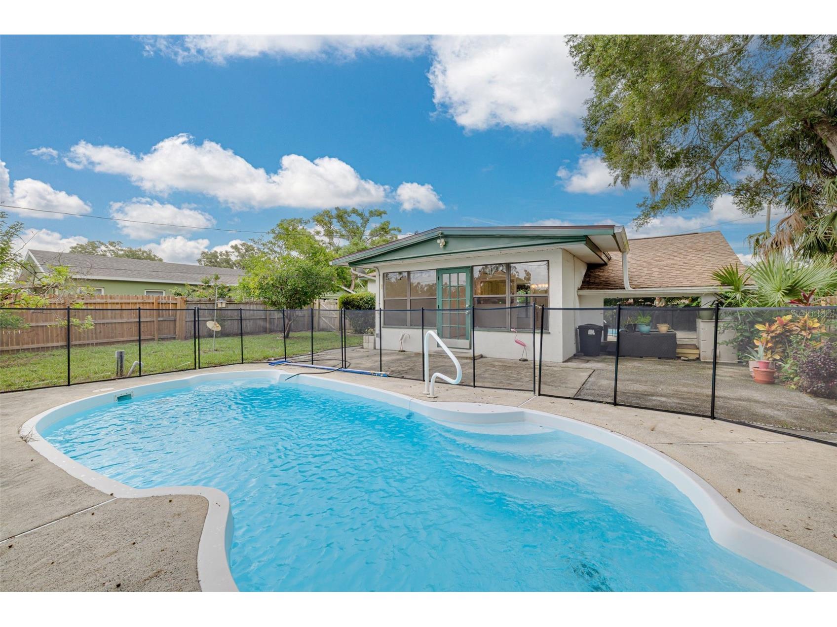 1358 Admiral Woodson Lane Clearwater FL 33755 TB8419948 image1