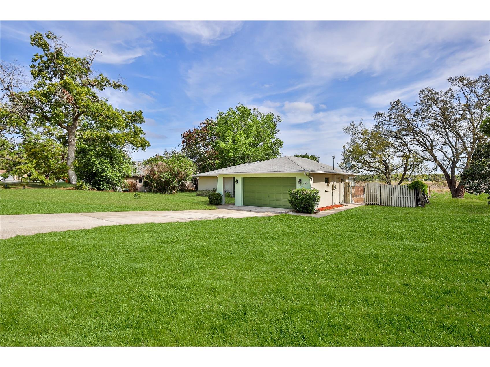 1358 Ivydale Road Spring Hill FL 34606 - HOG POND W7884779 image8