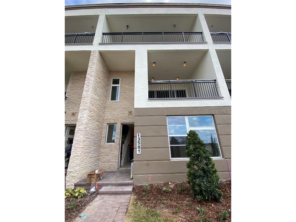 13581 Larkton Lane Orlando FL 32832 J946560 image1
