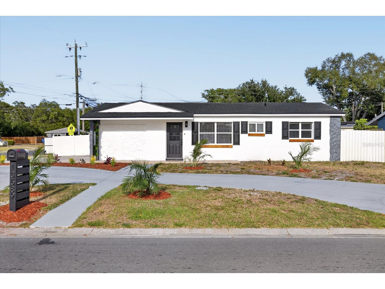13589 120th Street Largo FL 33778 TB8501592 image1