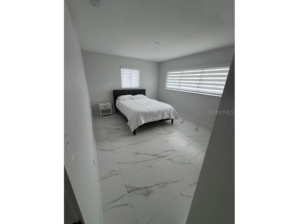 1359 40th Avenue NE Saint Petersburg FL 33703 TB8453333 image11