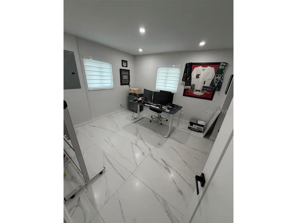 1359 40th Avenue NE Saint Petersburg FL 33703 TB8453333 image13