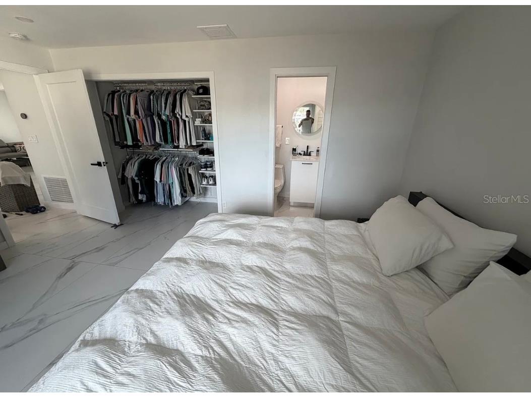 1359 40th Avenue NE Saint Petersburg FL 33703 TB8453333 image7