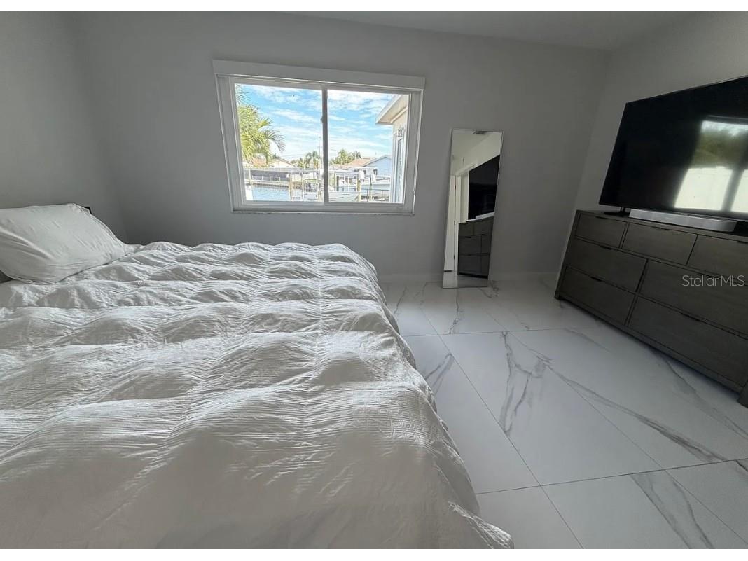 1359 40th Avenue NE Saint Petersburg FL 33703 TB8453333 image8