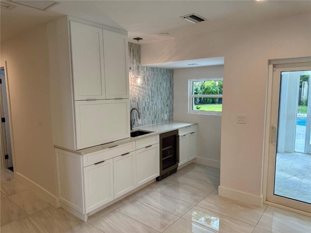 1359 Harbor Drive Sarasota FL 34239 A4665856 image13