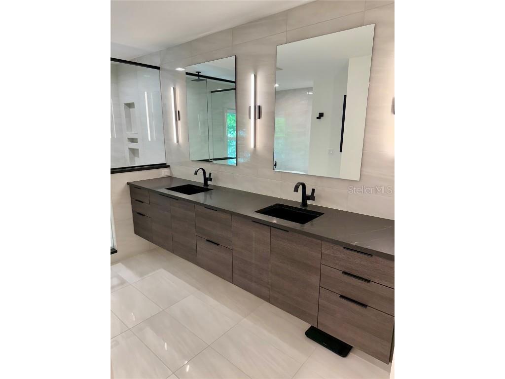 1359 Harbor Drive Sarasota FL 34239 A4665856 image27