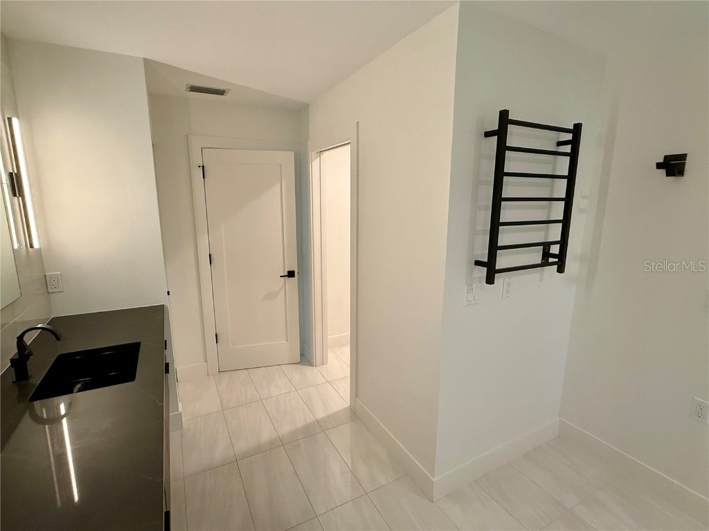 1359 Harbor Drive Sarasota FL 34239 A4665856 image29