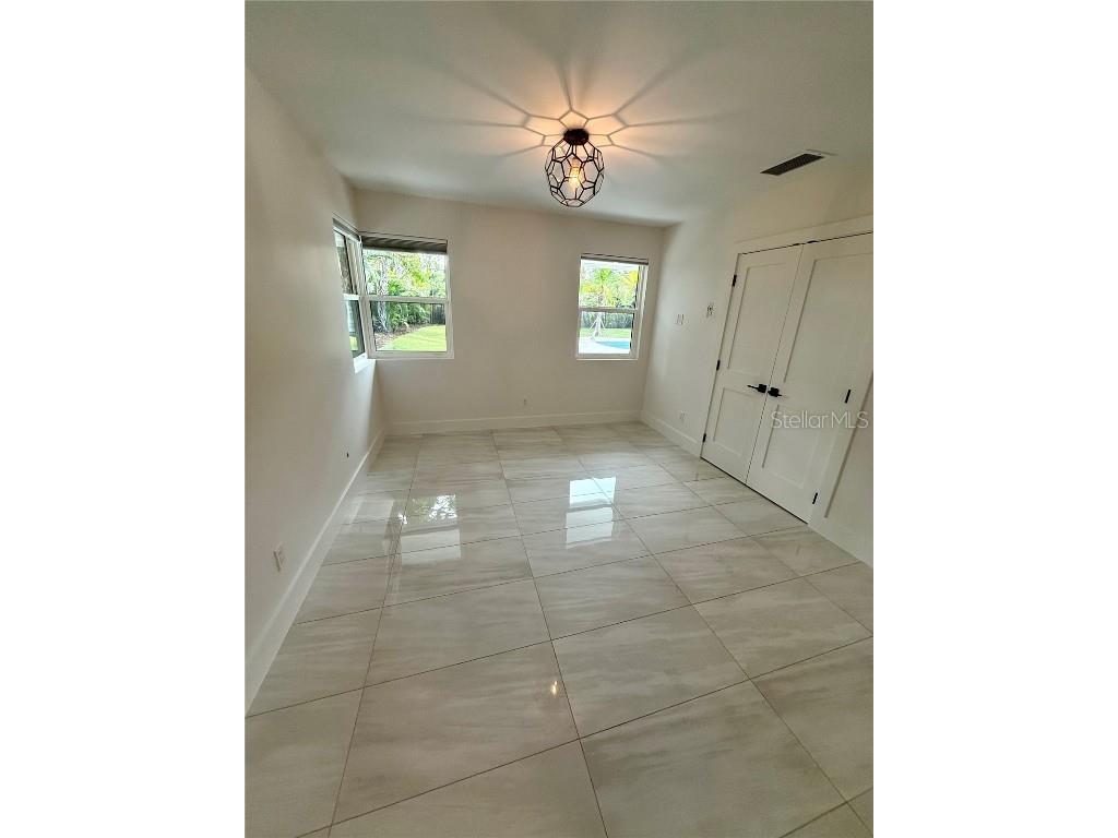 1359 Harbor Drive Sarasota FL 34239 A4665856 image45