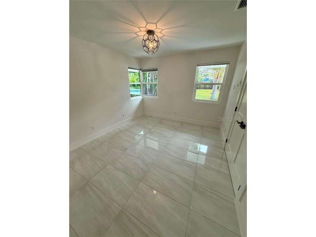 1359 Harbor Drive Sarasota FL 34239 A4665856 image46