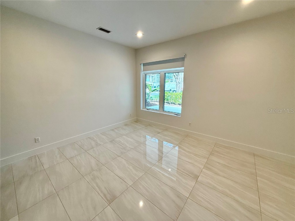 1359 Harbor Drive Sarasota FL 34239 A4665856 image48