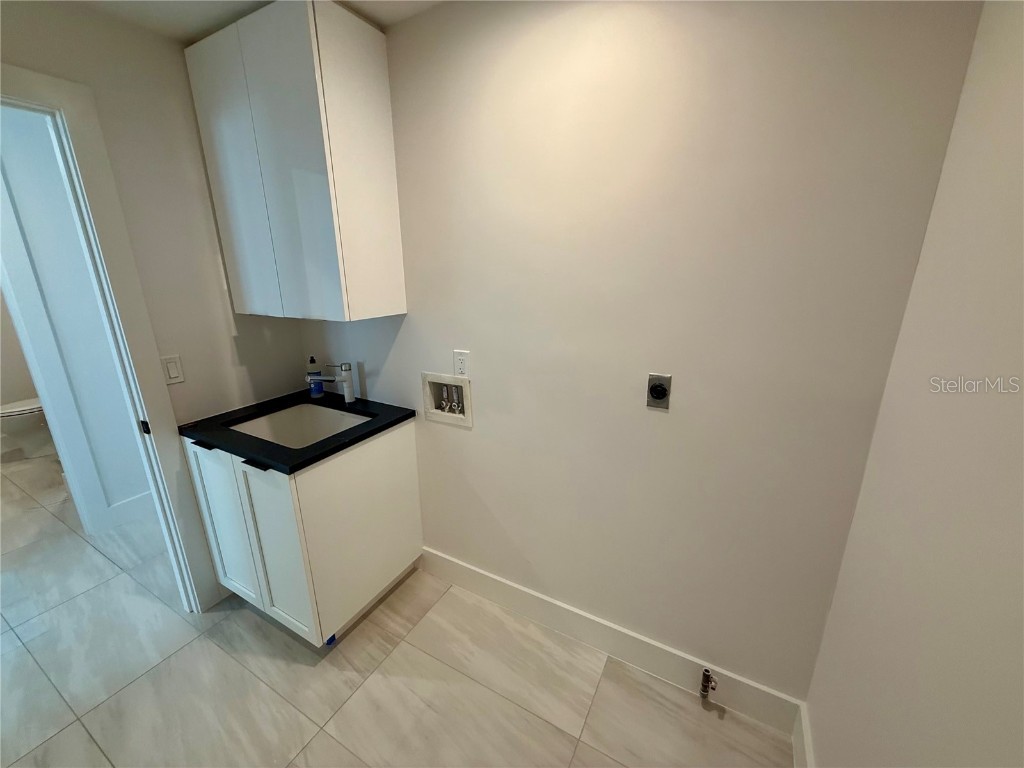 1359 Harbor Drive Sarasota FL 34239 A4665856 image55