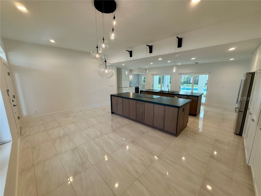 1359 Harbor Drive Sarasota FL 34239 A4665856 image8