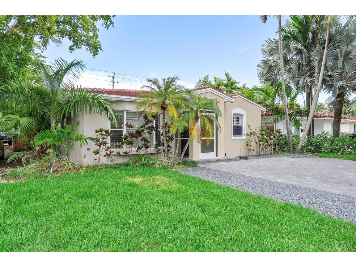 1359 Washington Street Hollywood FL 33019 A4657286 image2