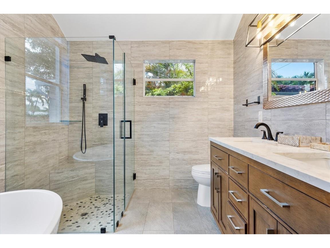 1359 Washington Street Hollywood FL 33019 A4657286 image37