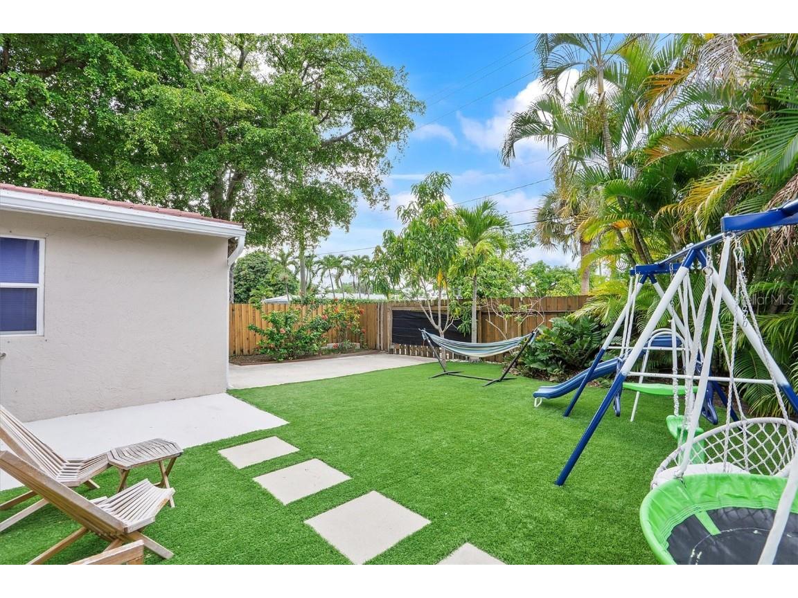 1359 Washington Street Hollywood FL 33019 A4657286 image48