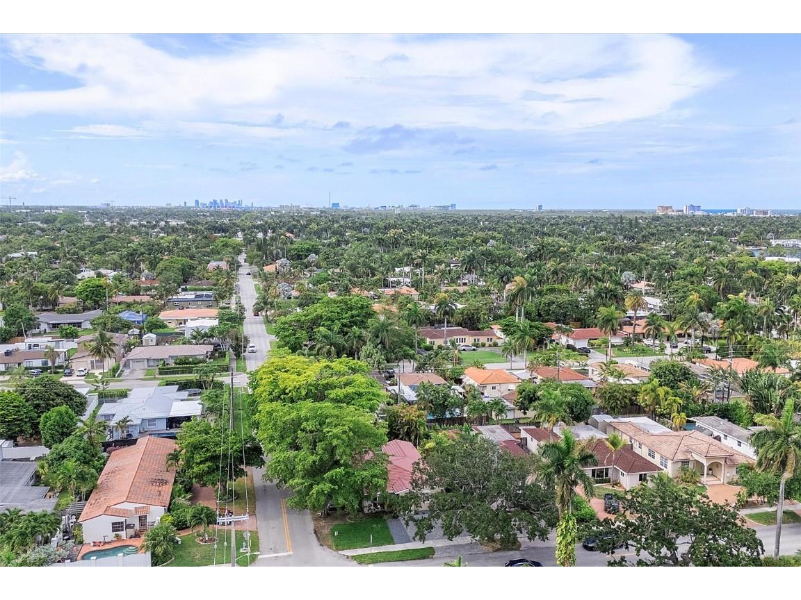 1359 Washington Street Hollywood FL 33019 A4657286 image58