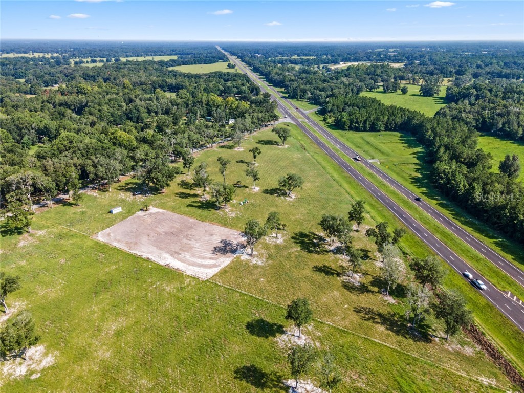 13593 NW 160 Avenue Morriston FL 32668 OM660407 image1