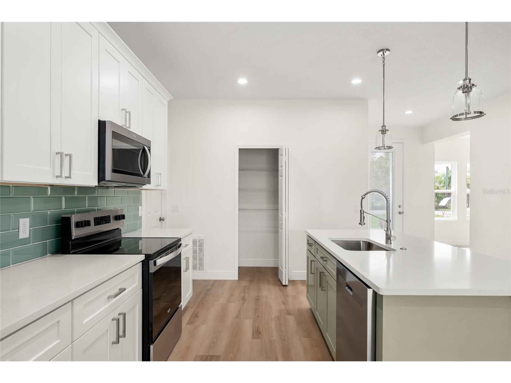 136 11th Avenue Osteen FL 32764 S5145820 image9