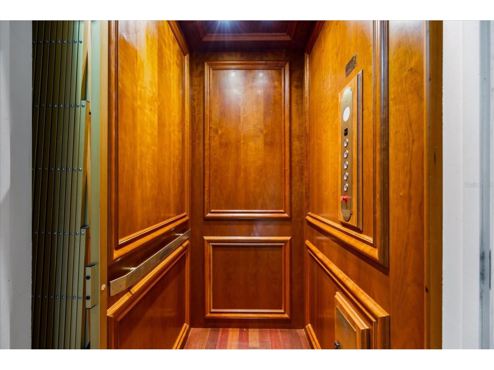 136 175th Avenue E Redington Shores FL 33708 TB8461450 image31