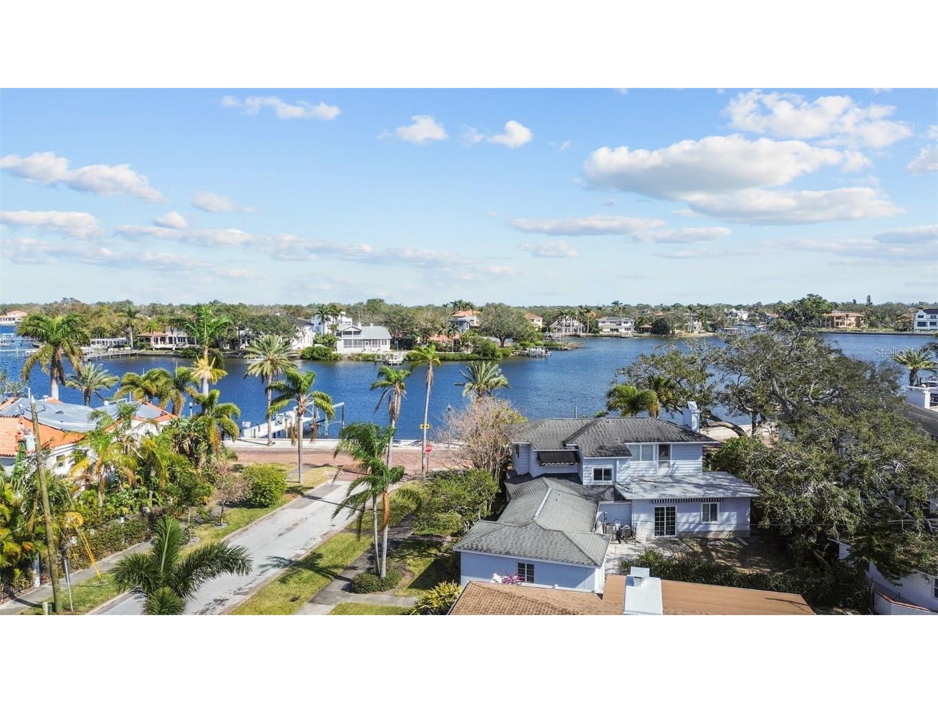 136 26th Avenue NE Saint Petersburg FL 33704 TB8343931 image3