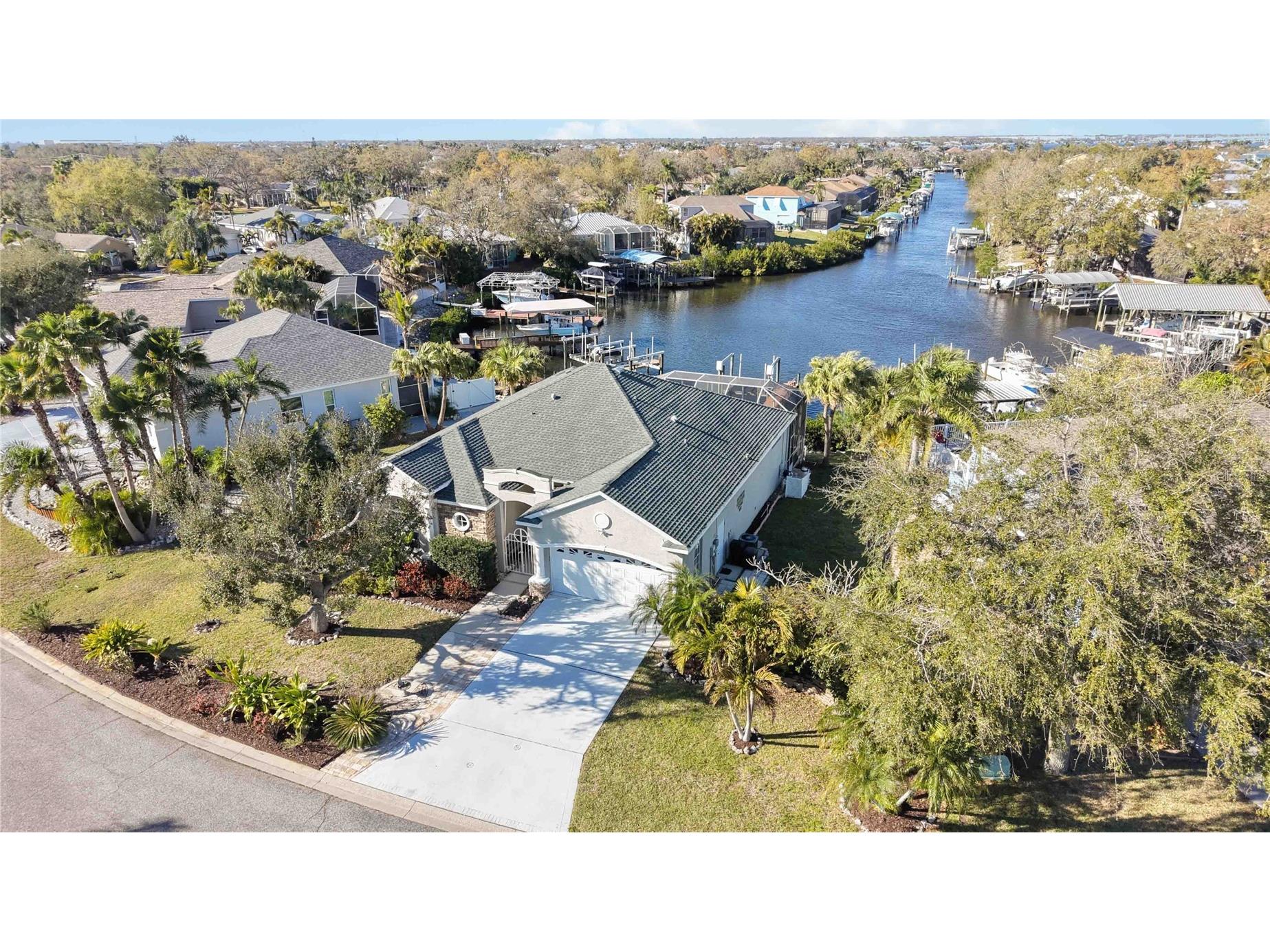 136 41st Circle E Bradenton FL 34208 - MANATEE RIVER A4680092 image1
