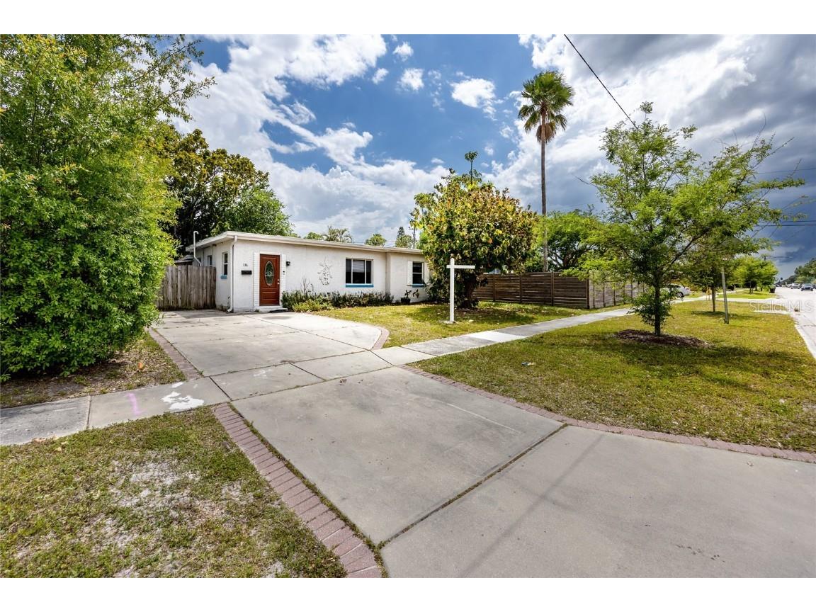 136 83rd Avenue N Saint Petersburg FL 33702 U8160975 image1