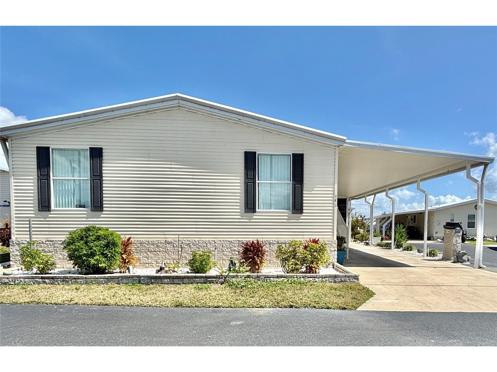 136 Americana Court NE #230 Saint Petersburg FL 33702 - TAMPA BAY TB8484211 image2